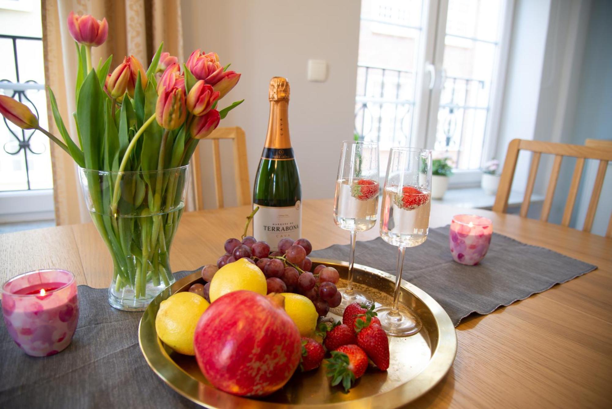 Maya'S Flats & Resorts - Staromiejski Apartments Gdansk Dış mekan fotoğraf